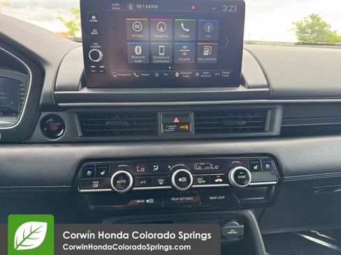 Used 2023 Honda Pilot Elite image 22