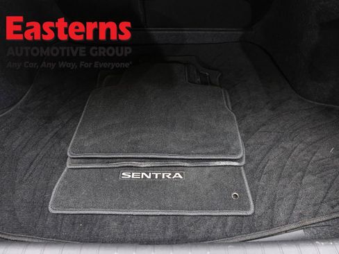 Used 2024 Nissan Sentra SV FWD image 9