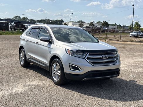 Used 2018 Ford Edge SEL w/ Equipment Group 201A FWD image 1