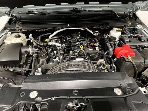 Used 2022 Ford Ranger Lariat w/ Tremor Off-Road Package image 9