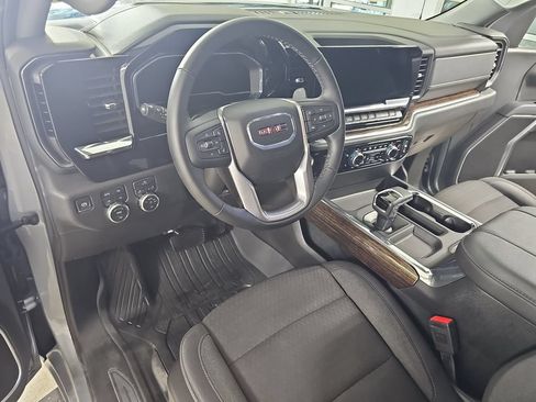 Used 2025 GMC Sierra 1500 Elevation AWD/4WD image 19