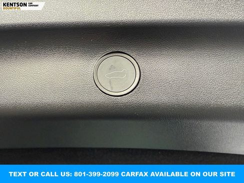 Used 2023 Tesla Model Y Long Range image 36