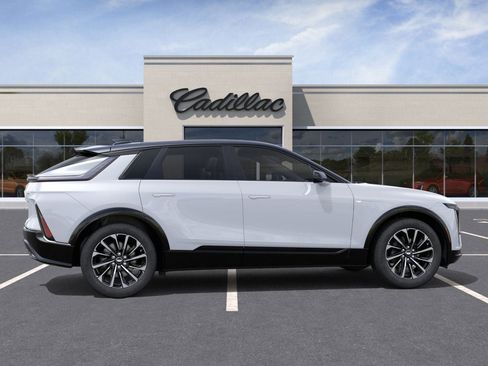 New 2026 Cadillac Lyriq Premium Sport image 5