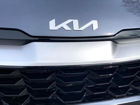 Used 2023 Kia Sportage EX image 5