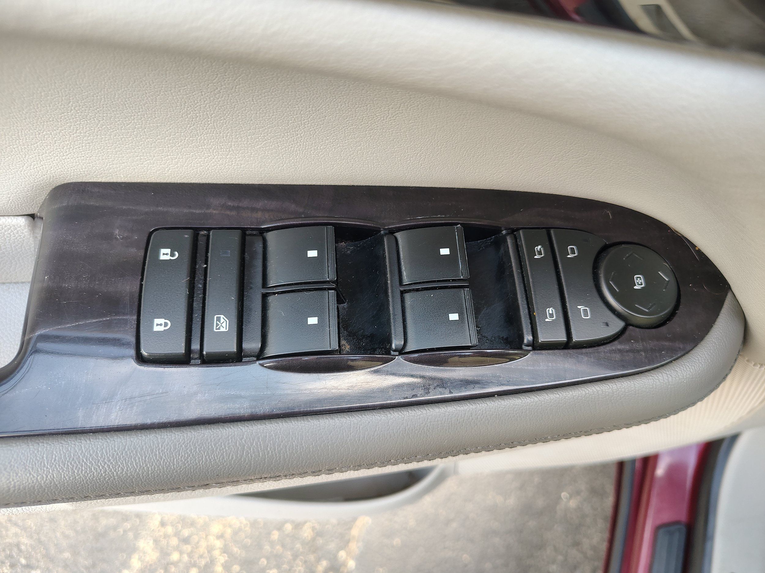 Used 2017 Buick Enclave Premium AWD/4WD image 20