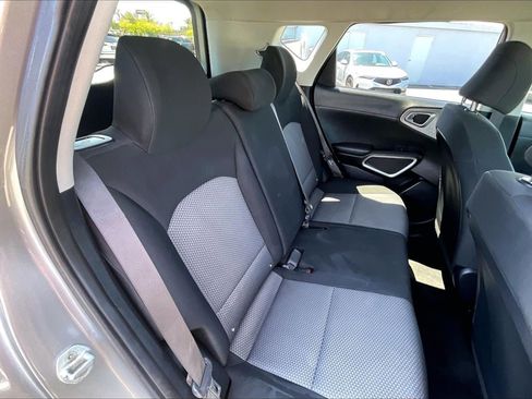 Used 2022 Kia Soul LX w/ Technology Package FWD image 24