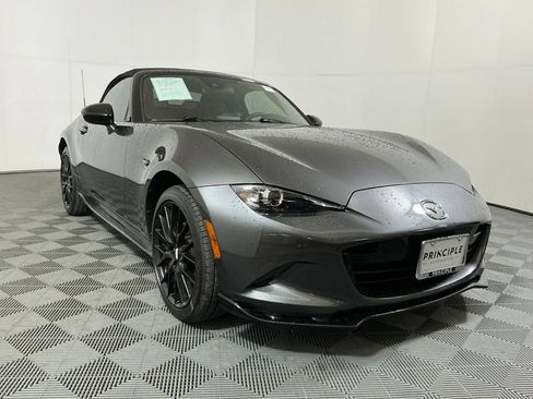Used 2023 MAZDA MX-5 Miata Club w/ Brembo/BBS Recaro Package RWD image 4