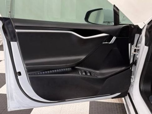 Used 2016 Tesla Model S 60D AWD/4WD image 14
