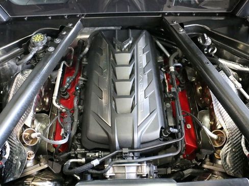 Used 2025 Chevrolet Corvette E-Ray w/ Stealth Interior Trim Package image 31