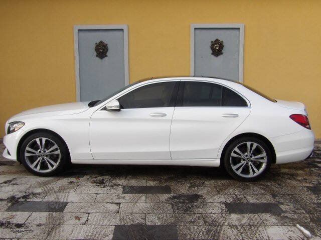 Used 2018 Mercedes-Benz C 300 4MATIC Sedan image 11