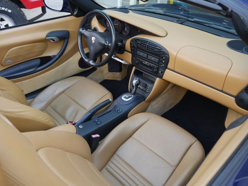 Used 2002 Porsche Boxster RWD image 76