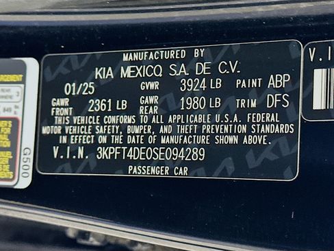 Used 2025 Kia K4 FWD image 12
