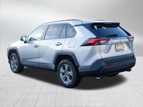 Used 2025 Toyota RAV4 XLE image 5