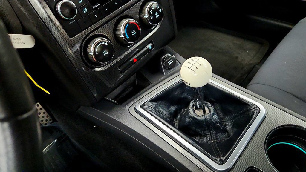 Used 2010 Dodge Challenger R/T RWD image 15
