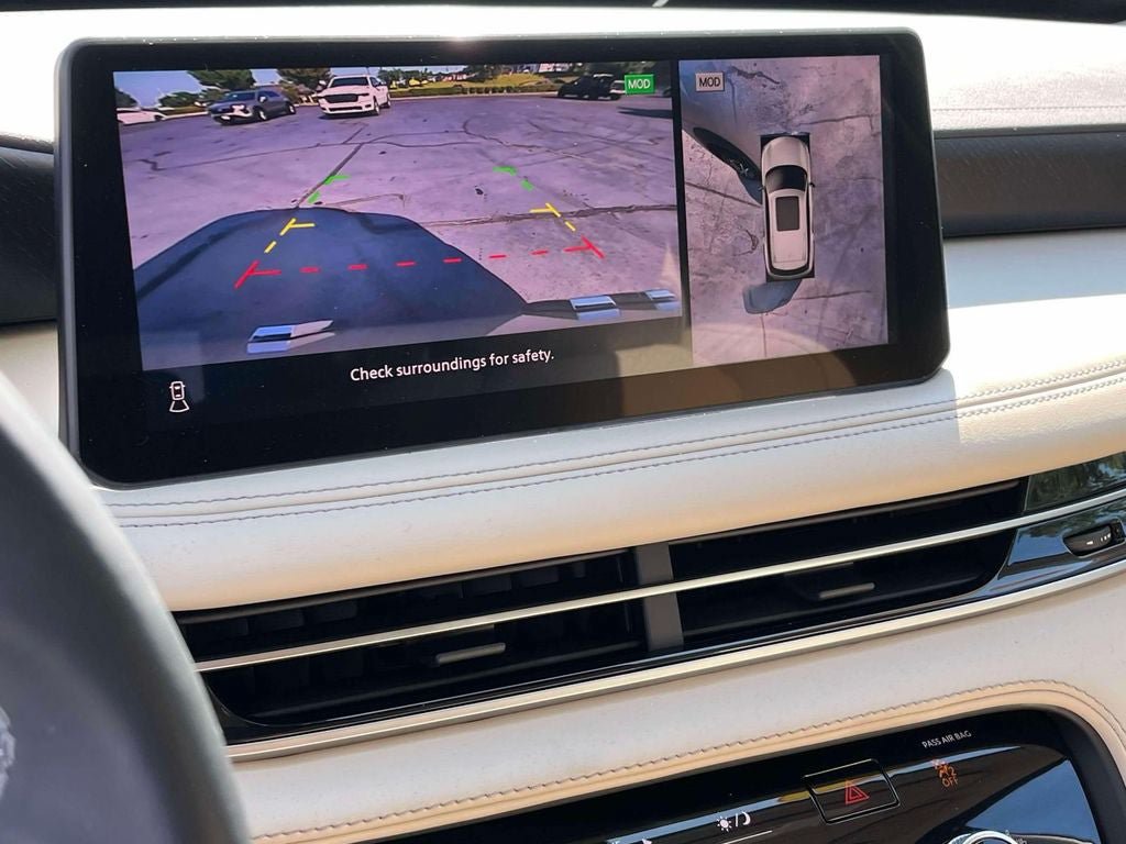 Used 2025 INFINITI QX60 Sensory w/ Vision Package AWD/4WD image 37