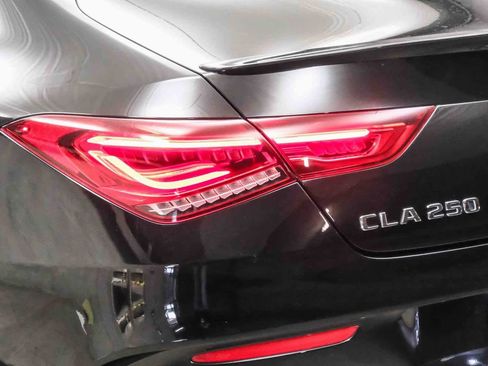 Certified 2022 Mercedes-Benz CLA 250 image 7