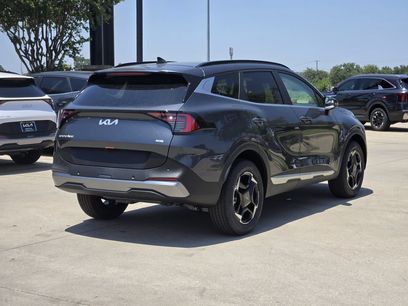 New 2027 Kia Sportage EX
