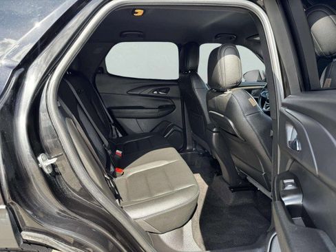 Used 2022 Chevrolet TrailBlazer ACTIV image 37