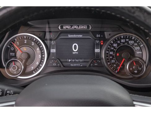 Used 2019 RAM 1500 Laramie AWD/4WD image 22