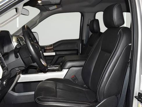 Used 2019 Ford F150 Lariat AWD/4WD image 12