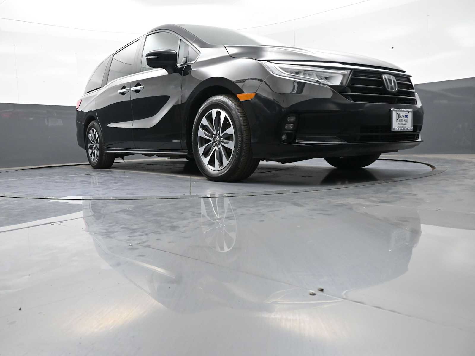 Certified 2023 Honda Odyssey EX-L image 30