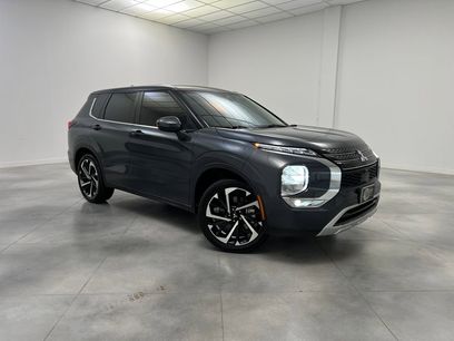 Used 2024 Mitsubishi Outlander SE