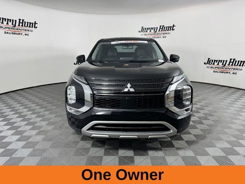 Used 2024 Mitsubishi Outlander SE image 5