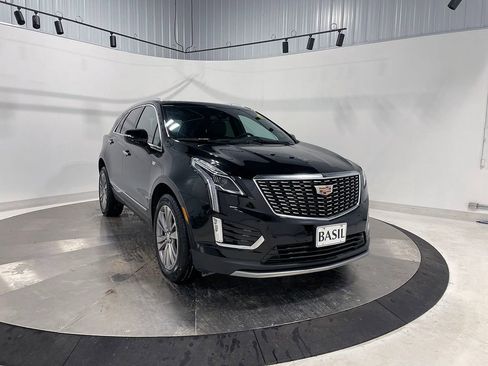 Used 2025 Cadillac XT5 Premium Luxury image 10