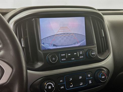 Used 2016 Chevrolet Colorado LT w/ LT Convenience Package RWD image 18