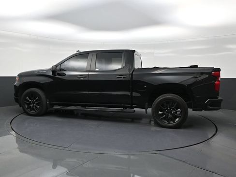 Used 2023 Chevrolet Silverado 1500 Custom RWD image 2