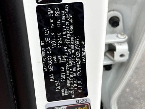 Used 2025 Kia K4 GT-Line FWD image 28