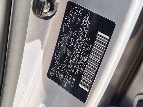 New 2026 Hyundai Venue SEL FWD image 33