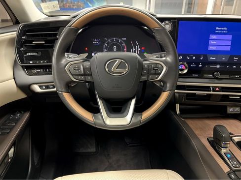 Certified 2024 Lexus RX 350 Premium w/ Kick Sensor & Tow Package AWD/4WD image 29
