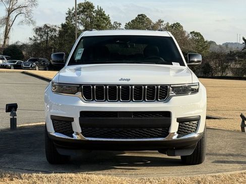 New 2025 Jeep Grand Cherokee L Laredo w/ Luxury Tech Group I image 2