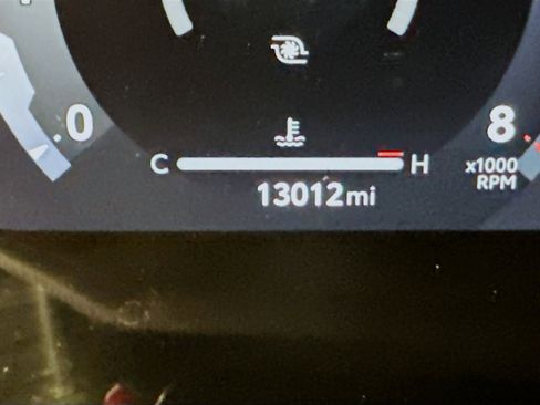 Used 2025 Toyota Tacoma TRD Off-Road image 19