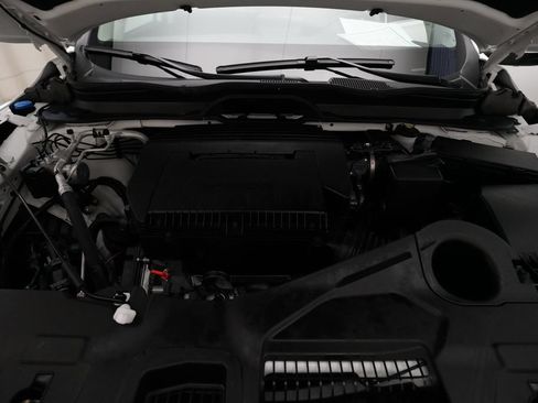 Certified 2025 Honda Pilot Elite image 3