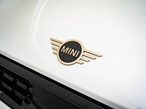 Certified 2025 MINI Cooper 2-Door Hardtop image 3