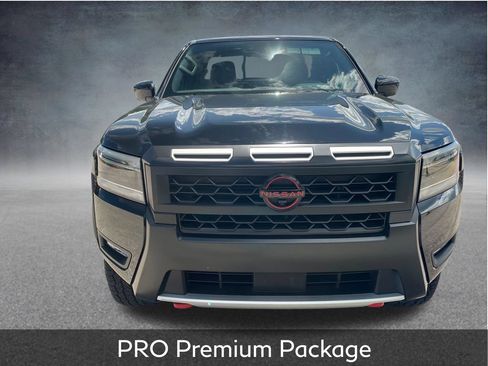 Used 2025 Nissan Frontier PRO-4X w/ Pro Premium Package AWD/4WD image 3