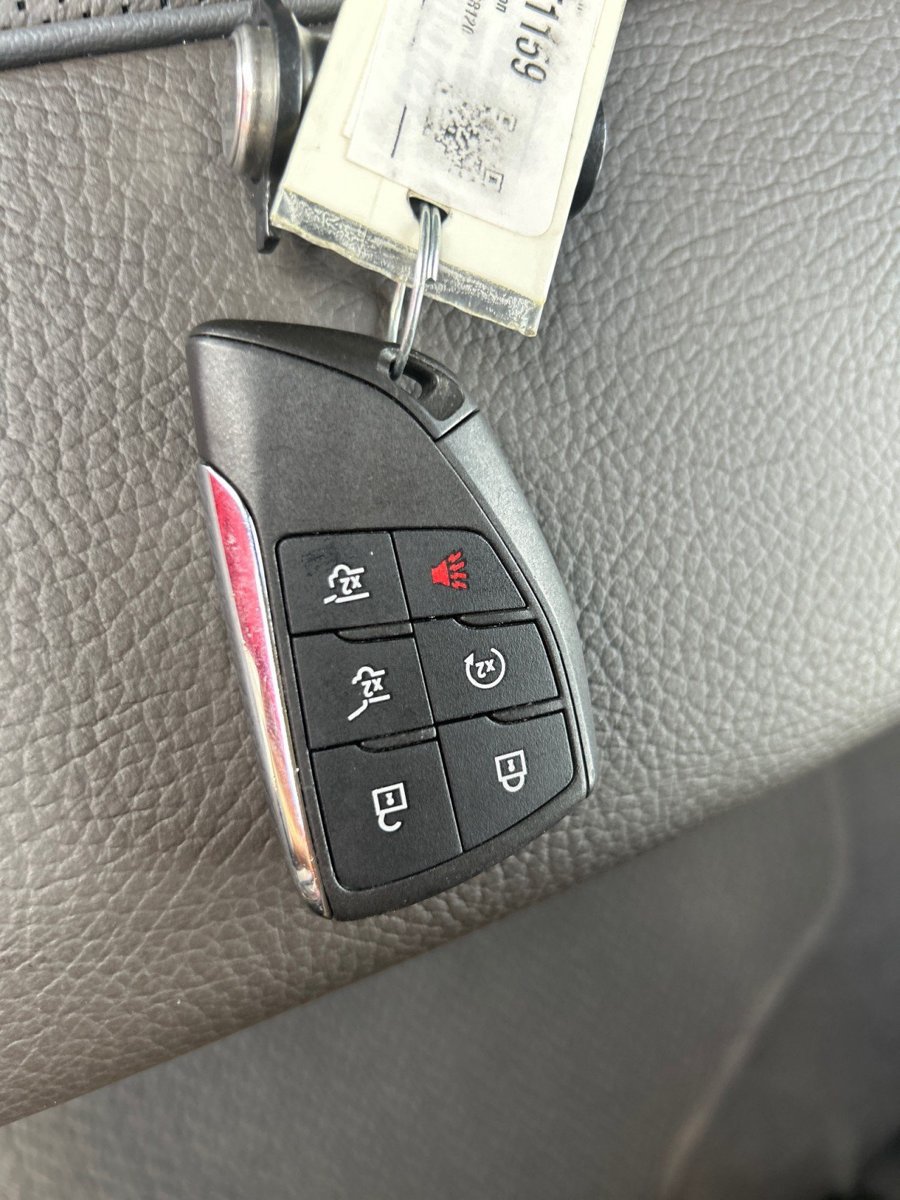 Used 2022 GMC Yukon Denali RWD image 25