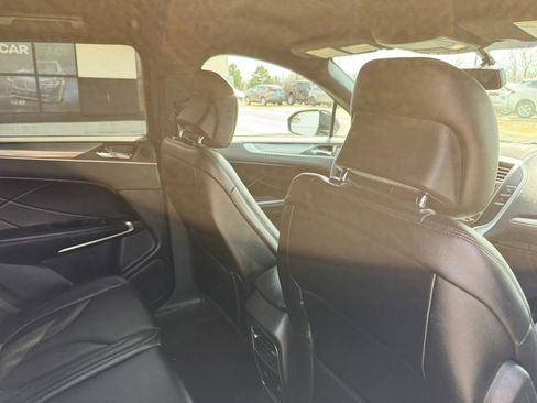 Used 2019 Lincoln MKC Premiere AWD/4WD image 24