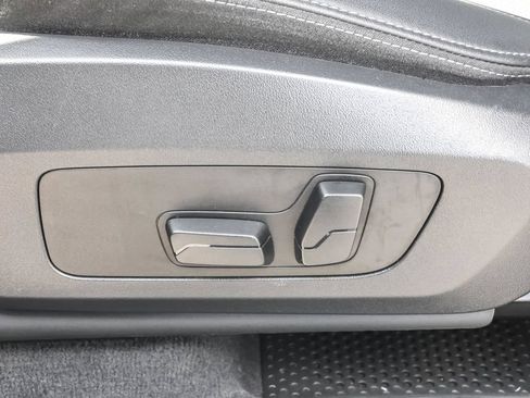 Used 2025 BMW X1 M35i AWD/4WD image 9
