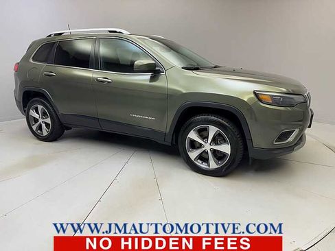 Used 2019 Jeep Cherokee Limited w/ Technology Group AWD/4WD image 7