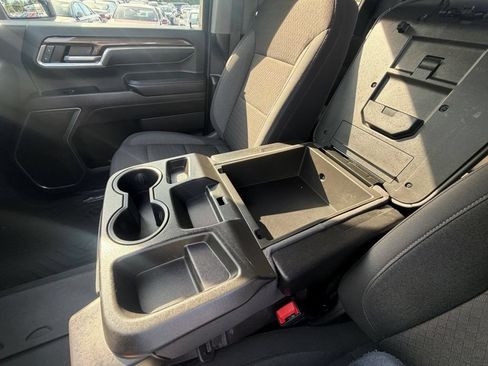 Used 2025 Chevrolet Silverado 2500 LT AWD/4WD image 18