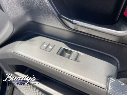 Used 2024 Toyota Tacoma SR5 AWD/4WD image 20
