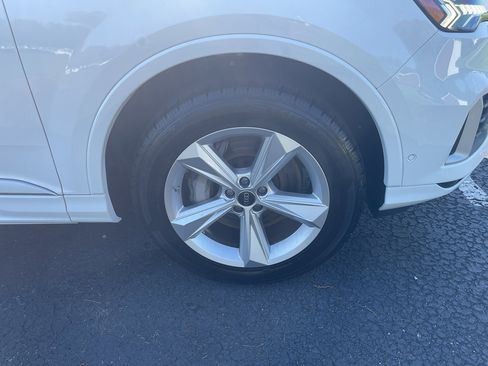 Used 2024 Audi Q7 Premium Plus image 6