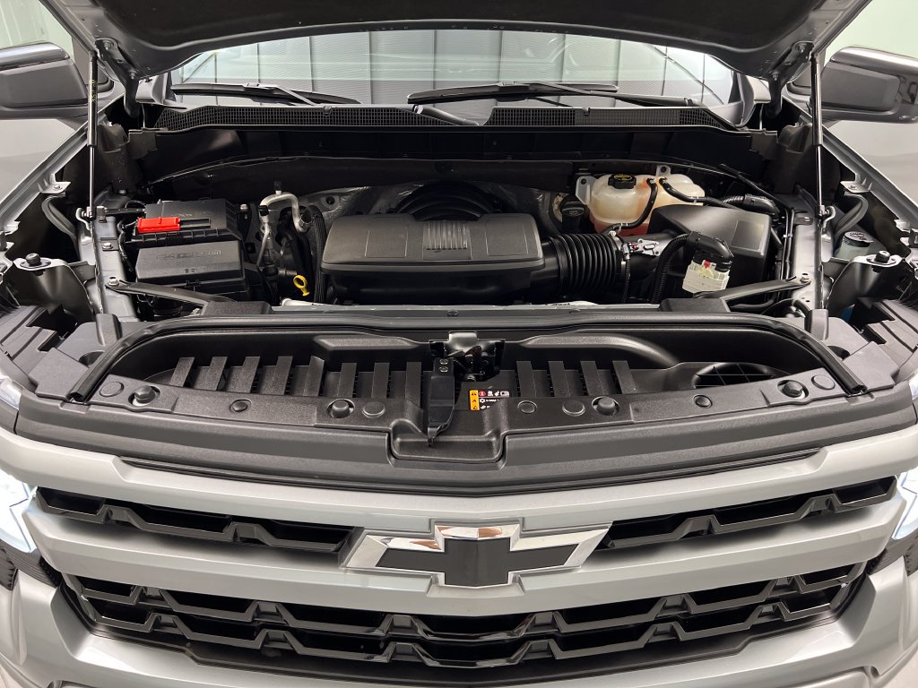 Used 2024 Chevrolet Silverado 1500 RST AWD/4WD image 70