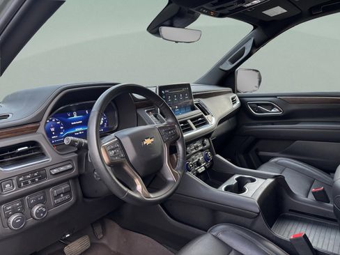 Used 2024 Chevrolet Suburban High Country w/ Max Trailering Package image 16
