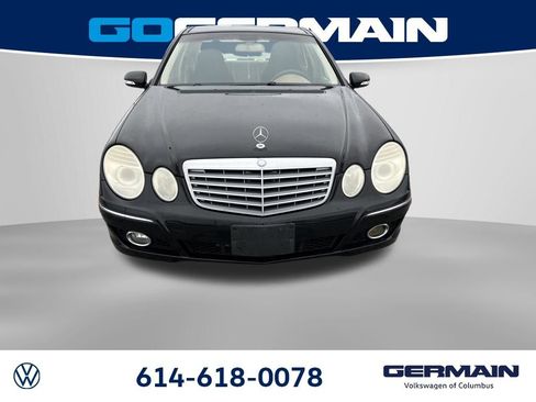 Used 2009 Mercedes-Benz E 350 4MATIC Sedan image 10