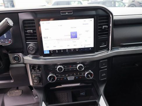 Used 2025 Ford F350 Platinum AWD/4WD image 15