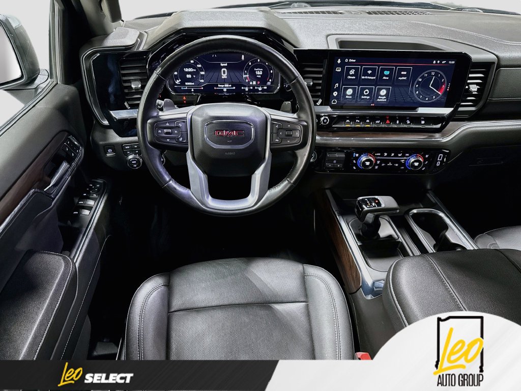 Used 2024 GMC Sierra 1500 SLT w/ SLT Premium Plus Package AWD/4WD image 27